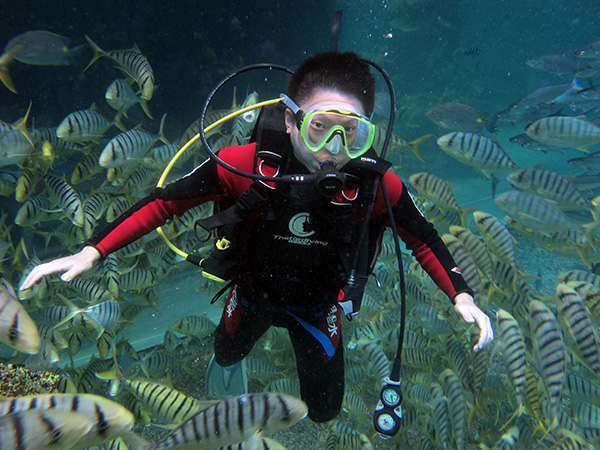 什么叫水肺潛水？